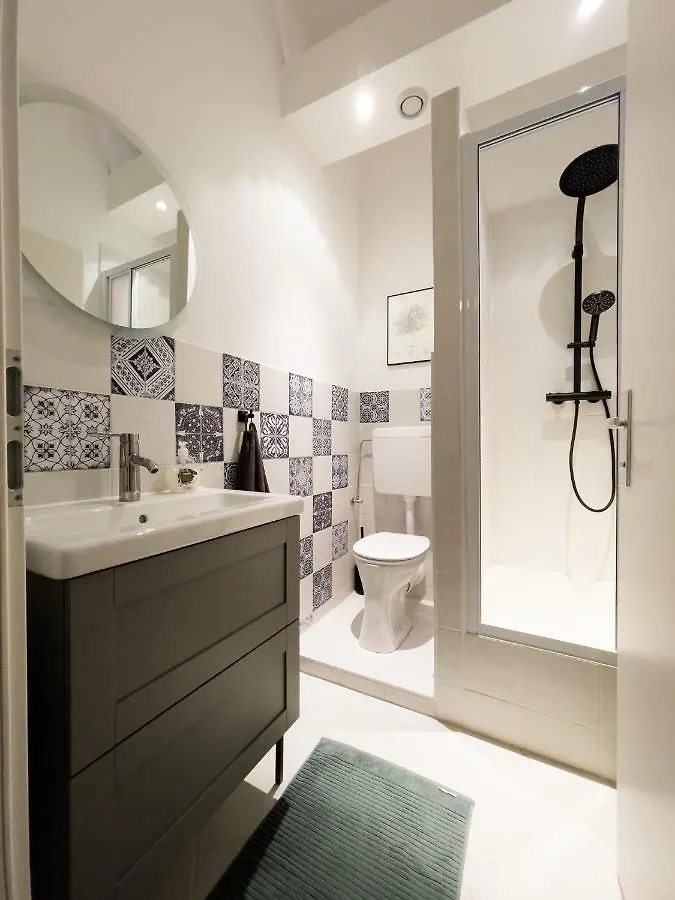 Central And Stylish Apartment Vienna