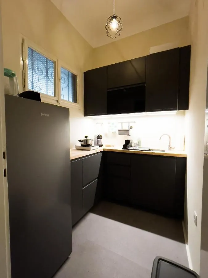 Central And Stylish Apartment Vienna